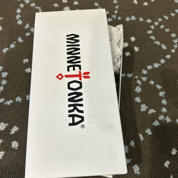 Minnetonka Moccasin Kilty Suede Slippers with Cozy Lining - Blush Pink - Picture 4 of 4